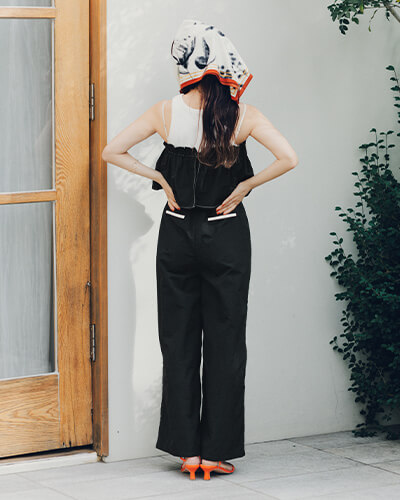 赤埴奈津子　ティティベイト 2wayフレアオールインワン ブラック 着用コーデ