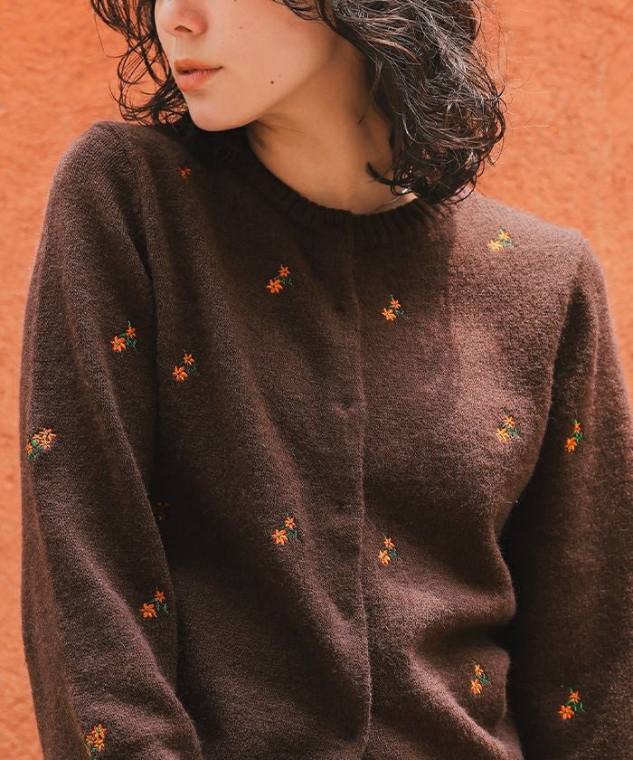 アルパカタッチフラワー刺繍カーディガン | titivate