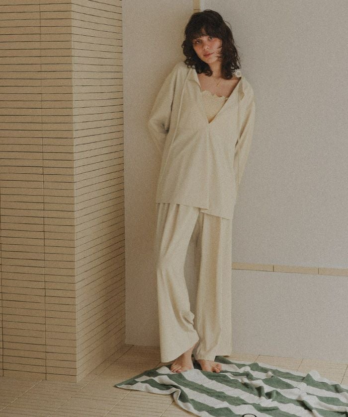 edit clothing 24a/w サイズ2 新品未使用　スキッパー ギャザーデザインワイドパンツ/ラッシュガード | titivate