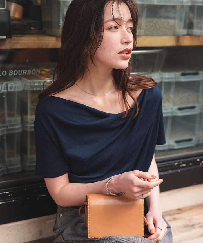 オフショルダーハーフスリーブTシャツ【メール便可／90】 | titivate