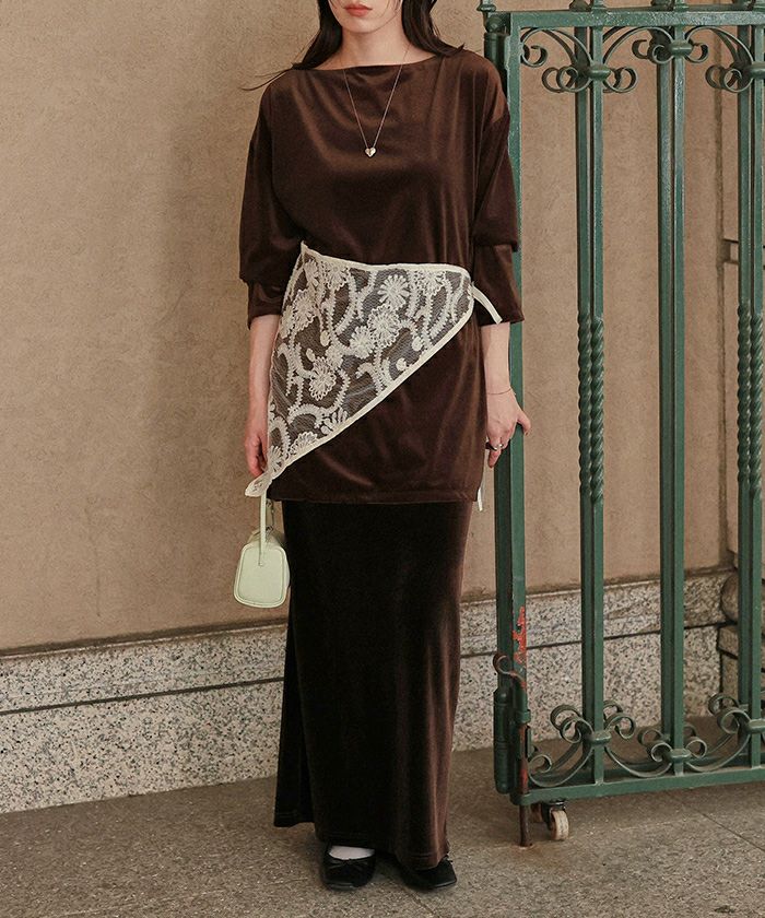 ETRE TOKYO Iラインベロアスカート ETRE TOKYO（エトレトウキョウ）の「Iラインベロアスカート（スカート