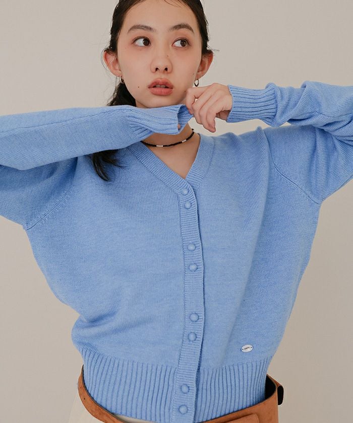 くるみボタンVネックニットカーディガン【miette ミエット】 | titivate