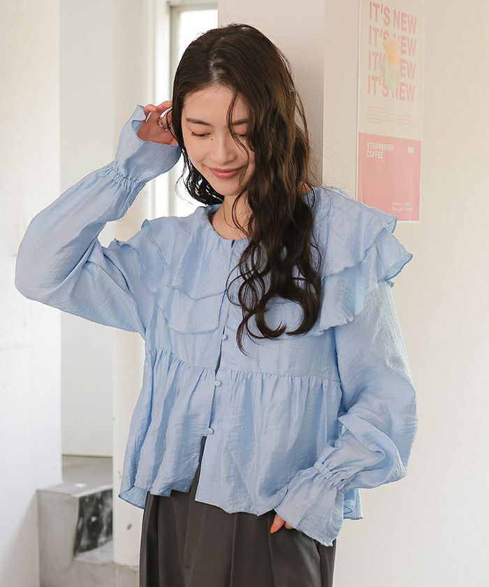 【完売品】TWILL ラウンドペプラムボリュームブラウス 中古・古着通販】TWILL (ツイル) ラウンドペプラムボリュームブラウス