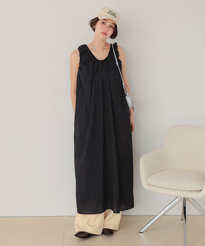 ルールロジェット　新品未使用品　ギャザートップス　オフホワイト　サイズ1 刺繍ギャザーノースリーブワンピース | titivate